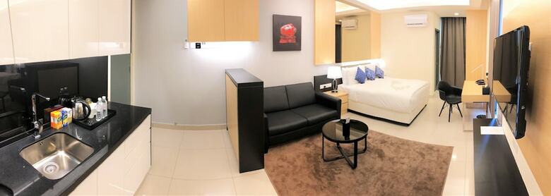 Hotel Gloria Residences Ion Delemen
