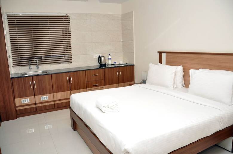 Hotel Santhoshpuri