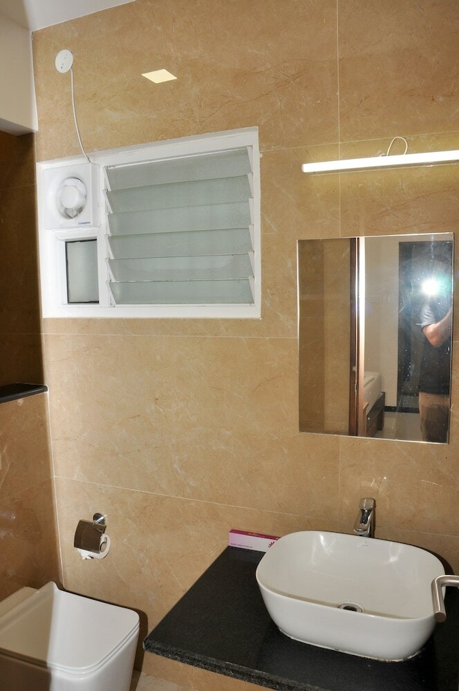 Hotel Santhoshpuri