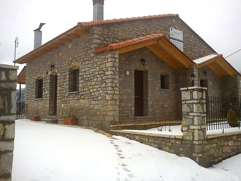 Hotel Oreini Nafpaktia Houses