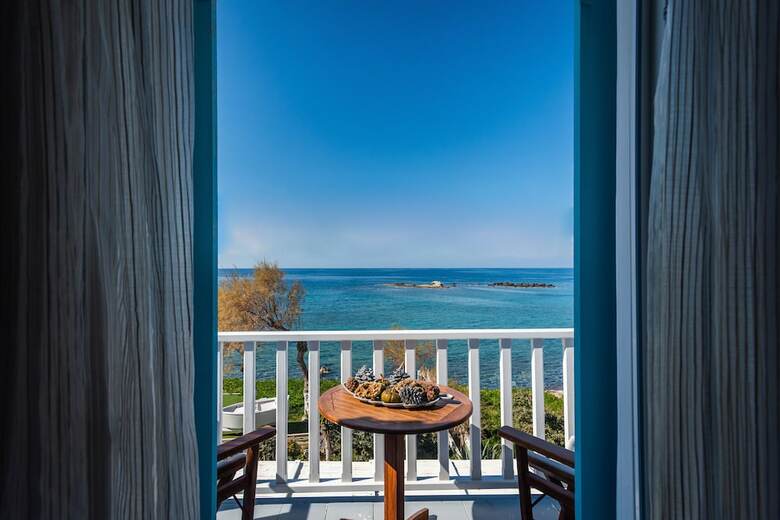Hotel Niki Savvas Studio & Suites
