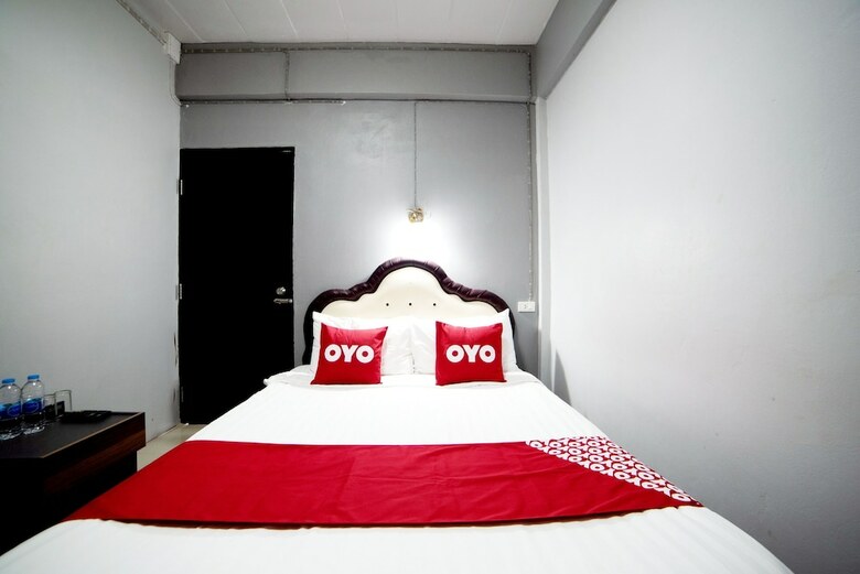 Hostal Oyo 465 Krung Kao Traveller Lodge
