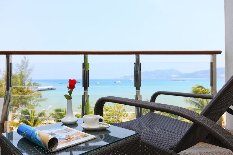 Hotel The Bliss South Beach Patong