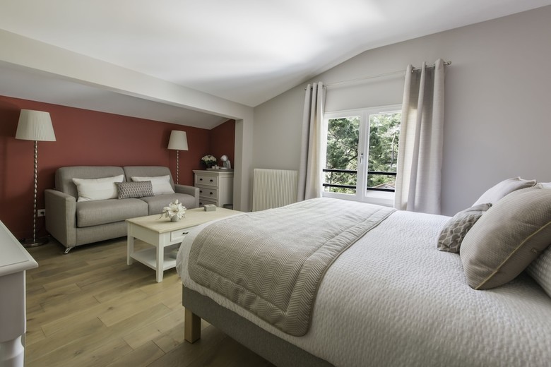 Bed & Breakfast A L'ombre Des Pins - Chambres D'h�tes