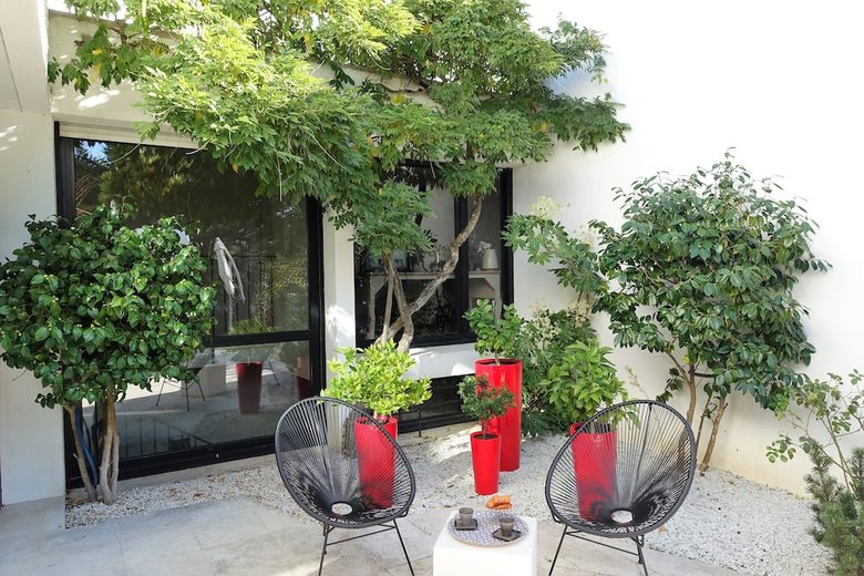 Bed & Breakfast A L'ombre Des Pins - Chambres D'h�tes