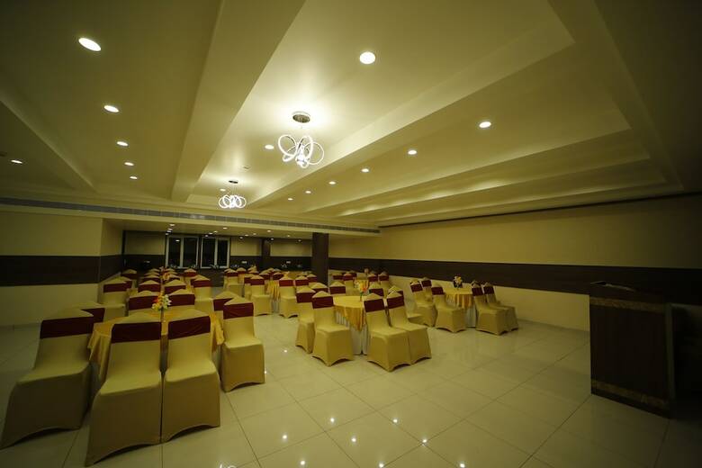 Hotel The Amer Valley By Parfait Jaipur
