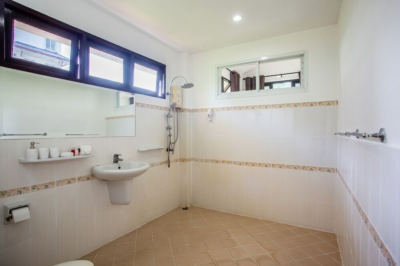 Apartamentos Brodie Rawai Resort