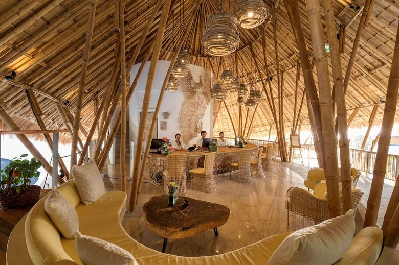 Hotel Eden Beach Resort And Spa