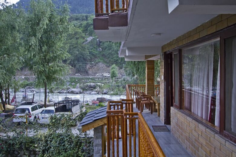 Hotel Himalyan River And Camps
