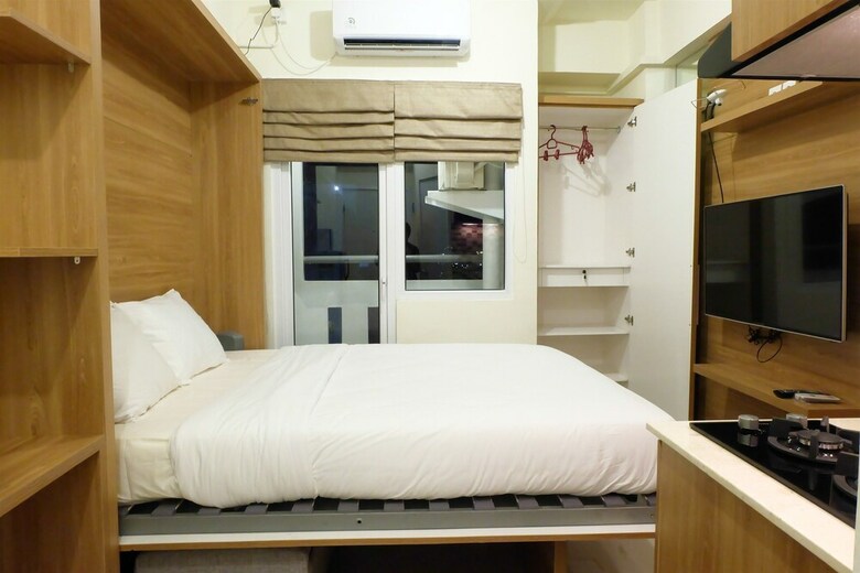 Modern Studio Apartment 26 On Top Of Green Pramuka Mall