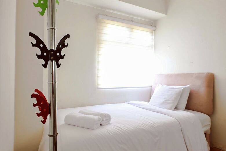 Great Location Green Pramuka Apartment