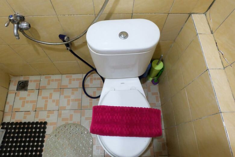 Great Location Green Pramuka Apartment