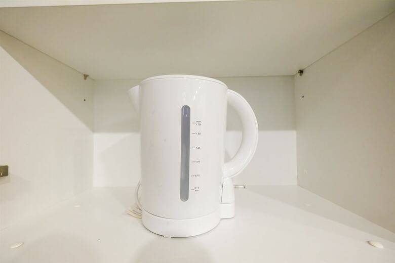 Modern Elegant Design L'avenue Apartment