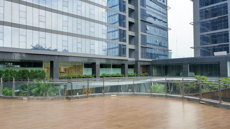 Pancoran Best L'avenue Apartment