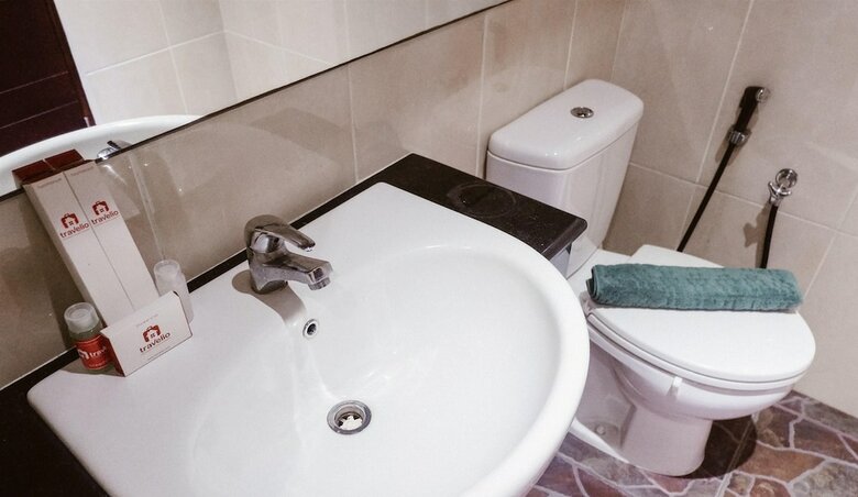 Spacious Apartment @ Mangga Dua Residence Near Itc Mall