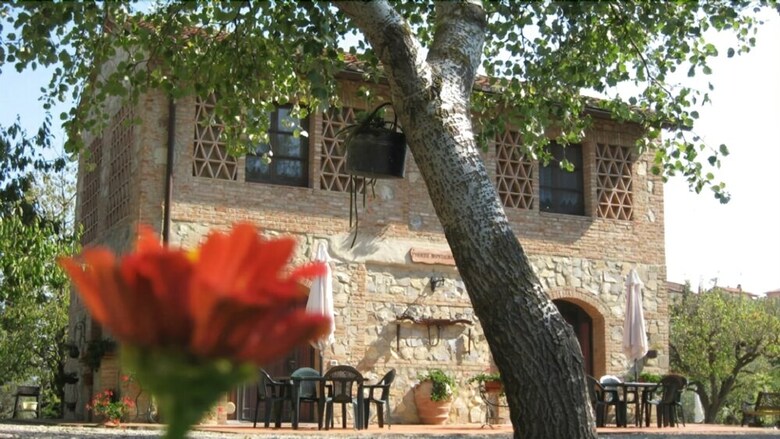 Bed & Breakfast Podere Montagione