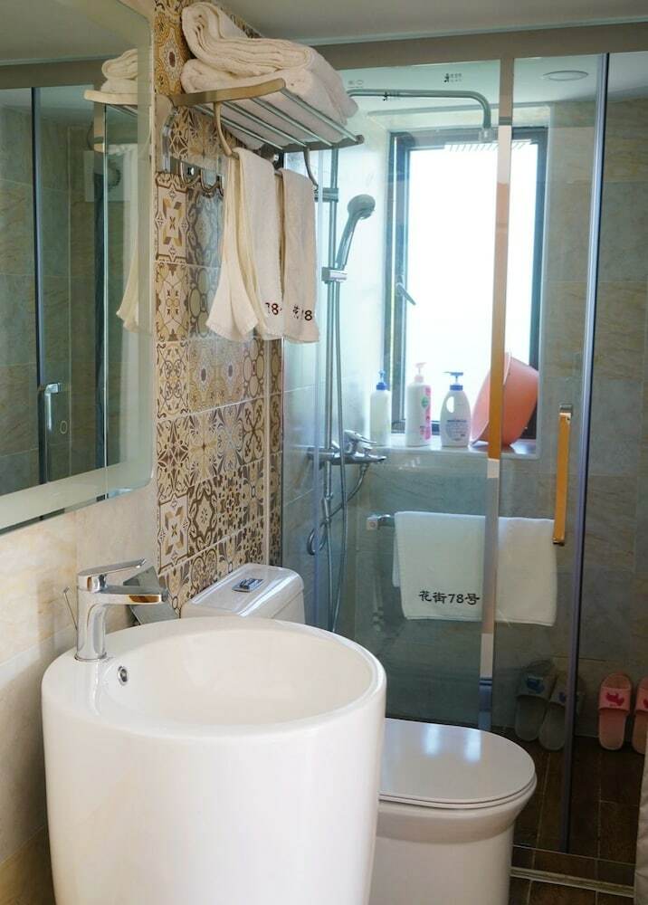 Hotel No 78 Flower Street