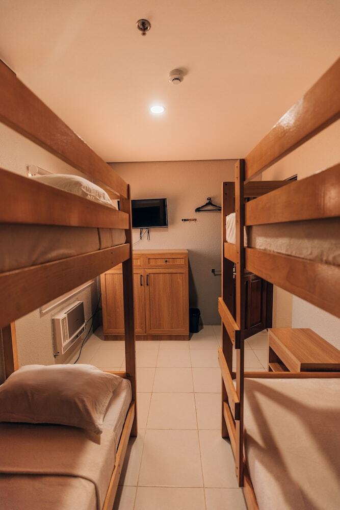 Pearl Vista de Coron Resort Hotel