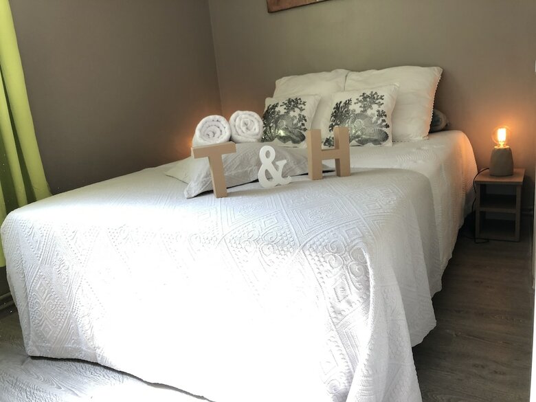 T&h Aragon Family Apartment