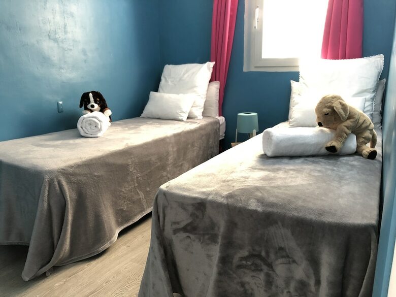 T&h Aragon Family Apartment