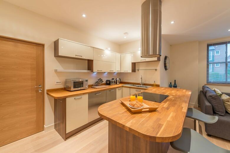 Hampden Apartments - The Catherine