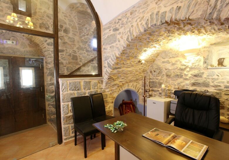 Hotel Stoes Traditional Suites