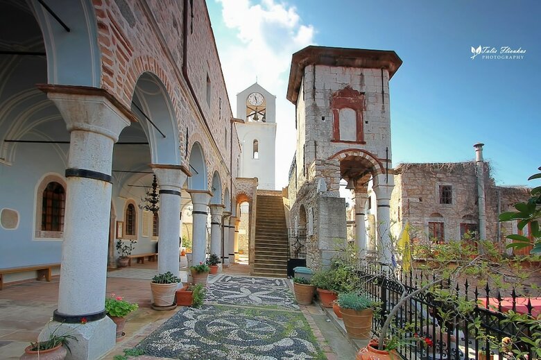 Hotel Stoes Traditional Suites