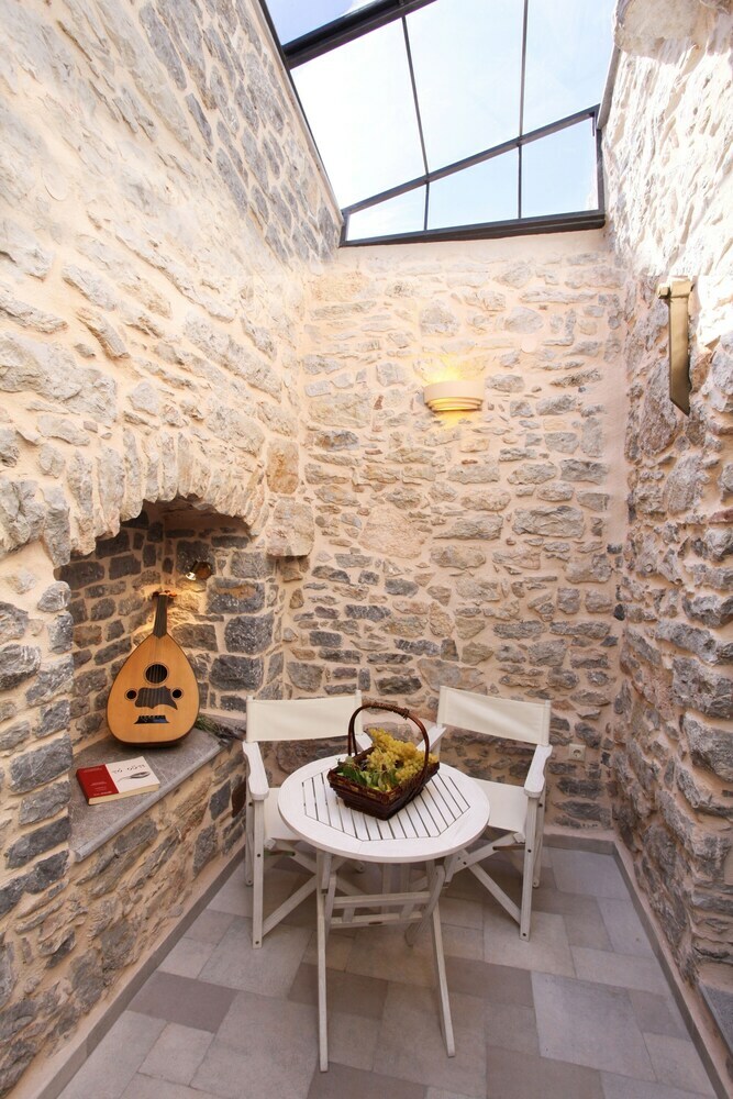 Hotel Stoes Traditional Suites