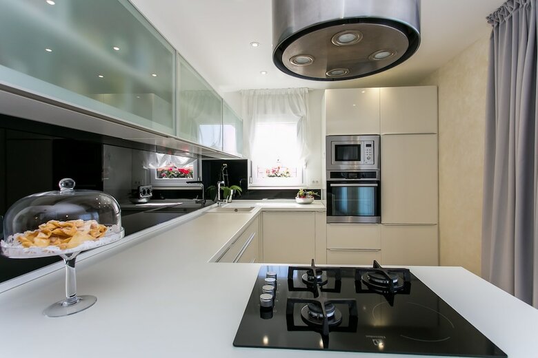 Luxury  Apartments Giovanni With  Pool