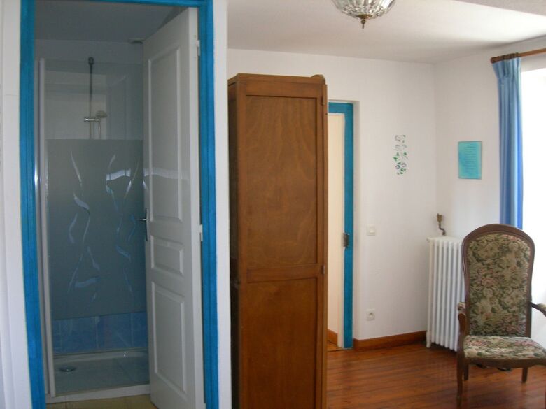 Bed & Breakfast Chambres D'h�tes Sous La Glycine