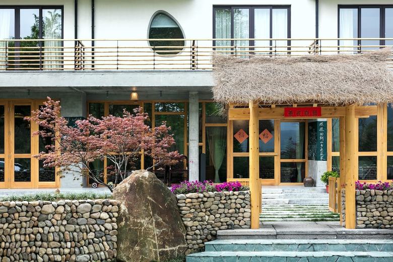 Hotel Sevenfun.shanchuan Town