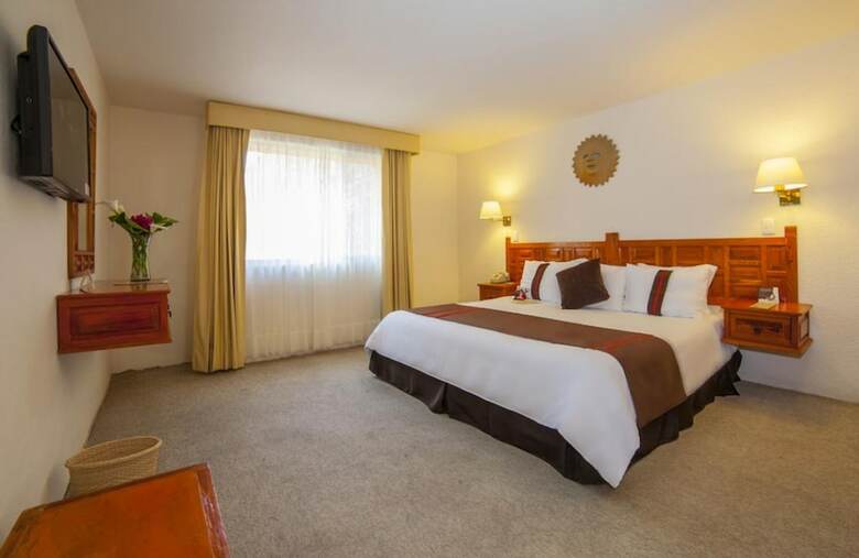Hotel Misi�n La Muralla