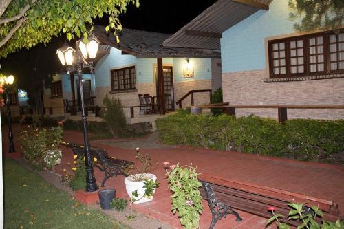 Hostal Maison Delfino Flat Country