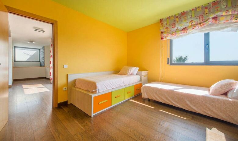 Villa D�j� Vu With Stunning Sea Views