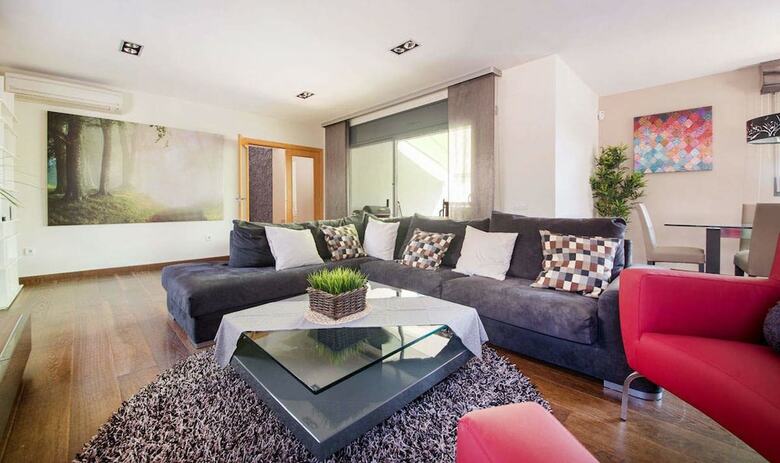 Villa D�j� Vu With Stunning Sea Views