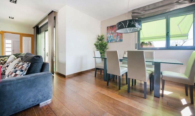 Villa D�j� Vu With Stunning Sea Views