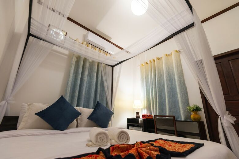 Hotel Jasmine Ville Guesthouse