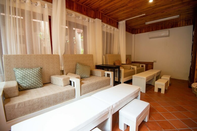 Hotel Jasmine Ville Guesthouse