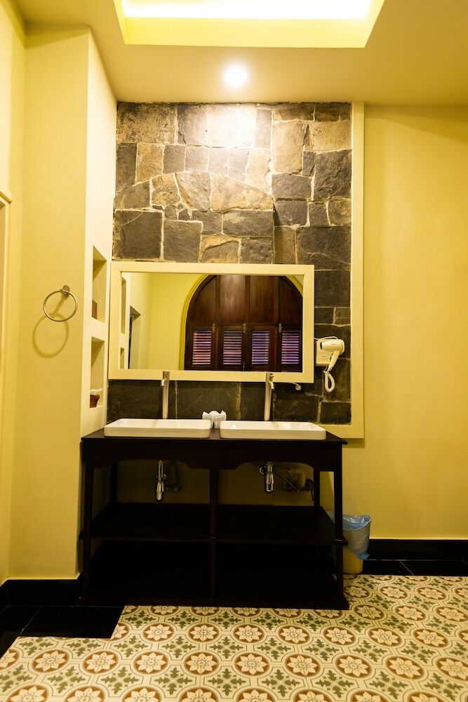 Hotel Jasmine Ville Guesthouse