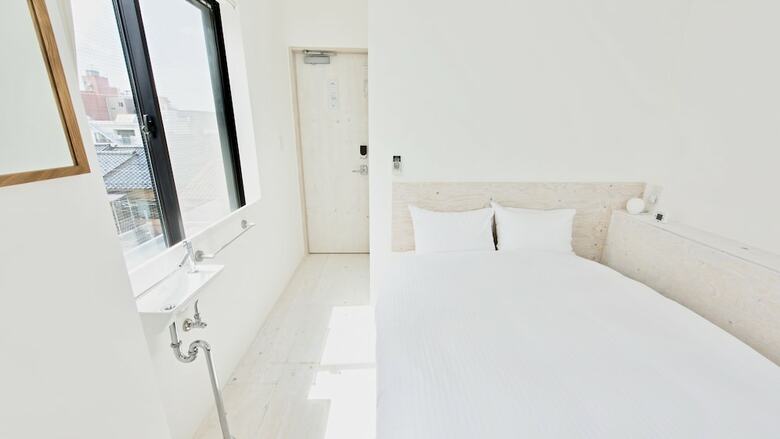 Hotel Stay & Wash