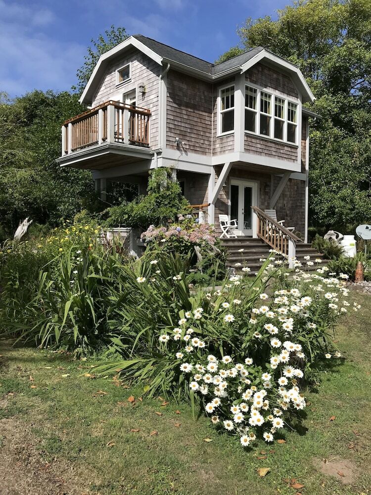 Hotel China Beach Retreat