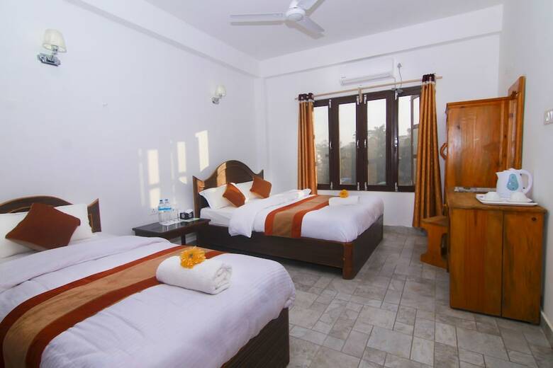 Hotel Chitwan Park Village