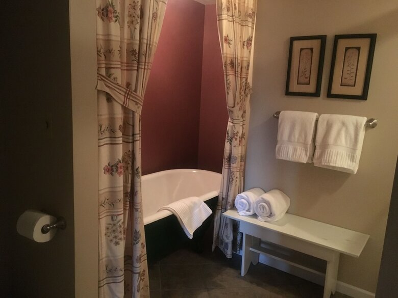 The Speckled Hen Inn Bed And Breakfast