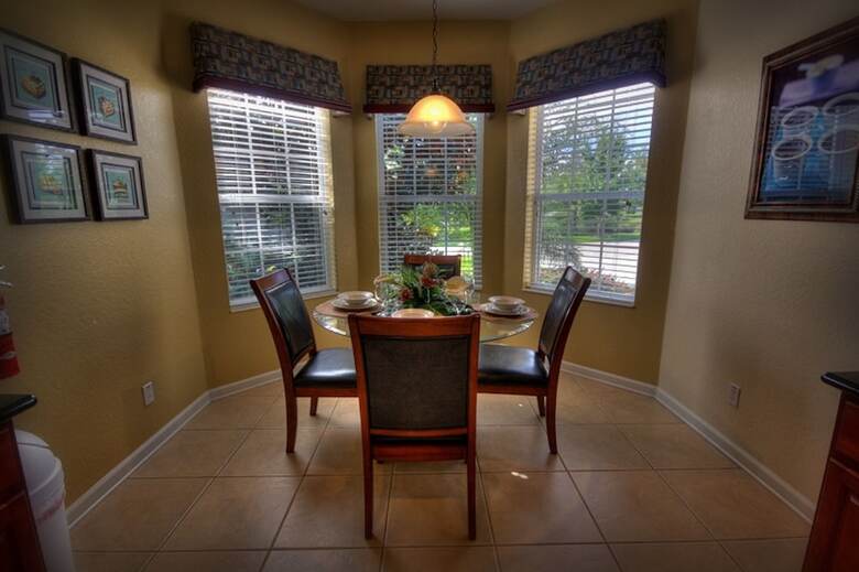 5br 5ba Home In Windsor Hills By Cv-2622