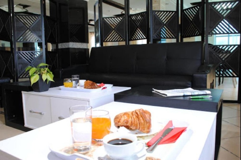 Hotel Maraval