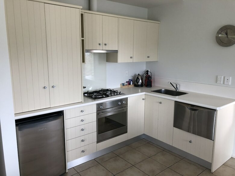 Apartamentos Sunrise Retreat With Lake View