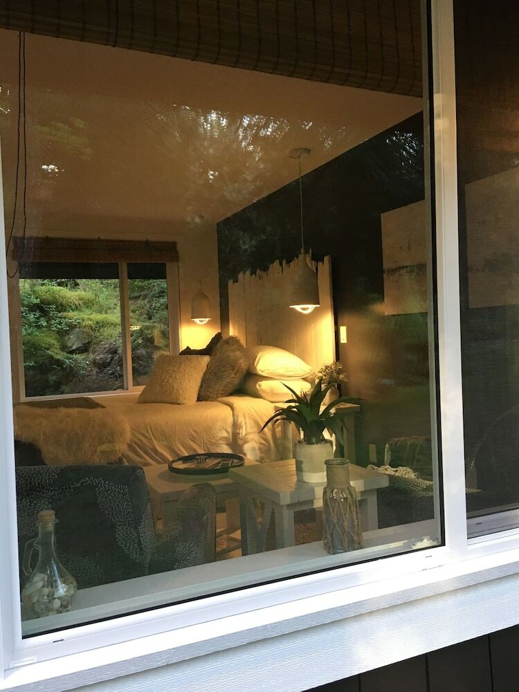 Amante Luxury Bed And Breakfast