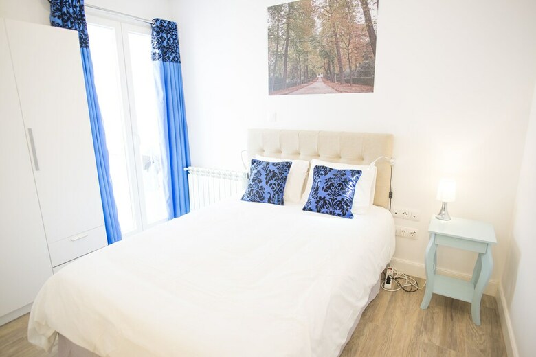 Apartamentos Dobo Homes Puerta Del Sol I