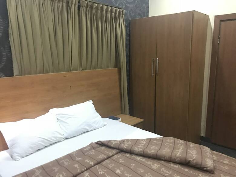 Hotel Grand Riviera Suites