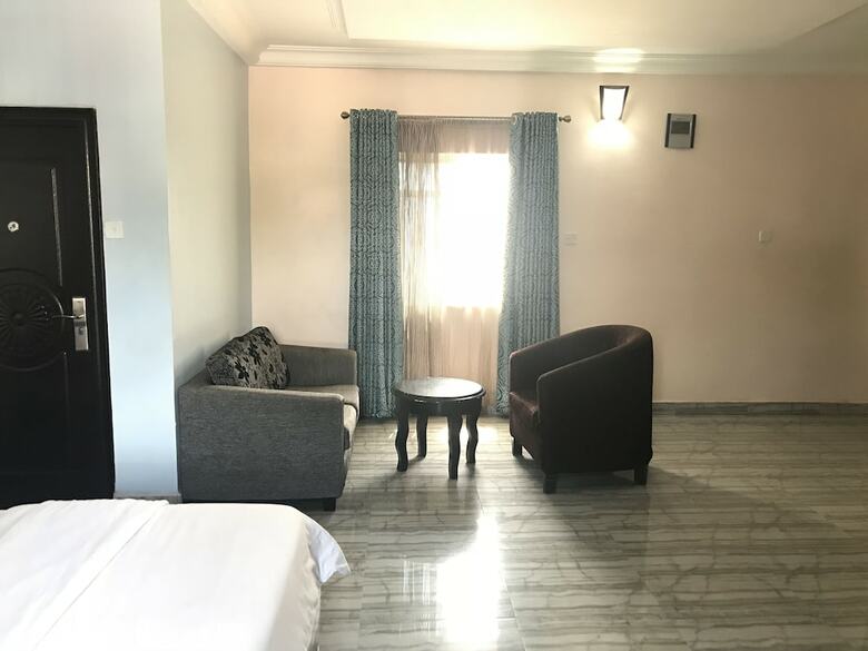 Hotel Pennyhill Suites And Resorts